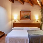 Fonda Merce Llivia