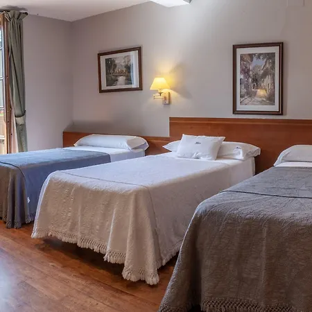Fonda Merce Hotel Llivia