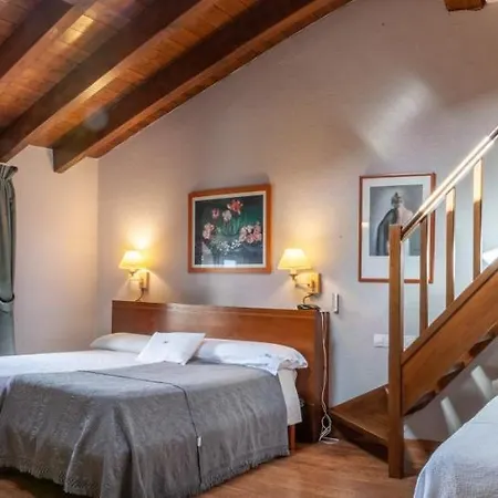 Fonda Merce 3* Llivia