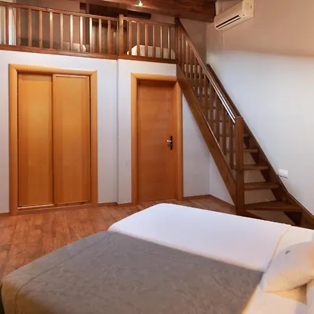 Fonda Merce リヴィア